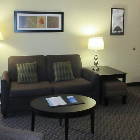 Comfort Inn & Suites Montrose Hill Bagian luar foto