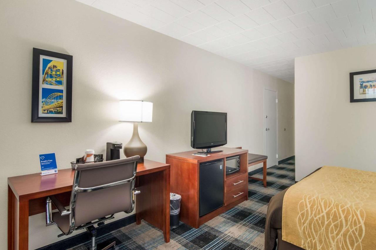 Comfort Inn & Suites Montrose Hill Bagian luar foto