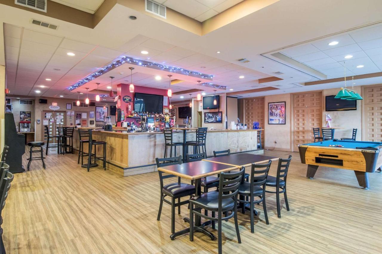 Comfort Inn & Suites Montrose Hill Bagian luar foto