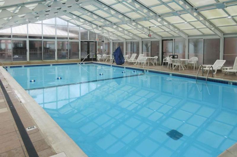 Comfort Inn & Suites Montrose Hill Bagian luar foto